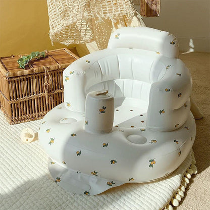 Aufblasbarer Babystuhl zum Essen & Baden