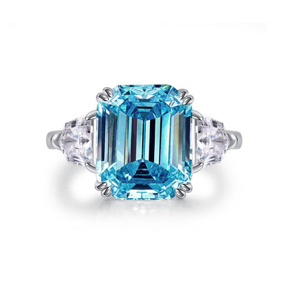 Himmelblauer Topas Ring im Smaragdschliff aus 925er Sterlingsilber