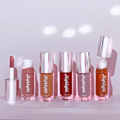 Hochglänzender Nude-Lipgloss mit Spiegel-Finish